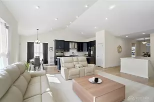 2002 Gln Vly Dr, Washington Twp, OH 45458 - Photo 10