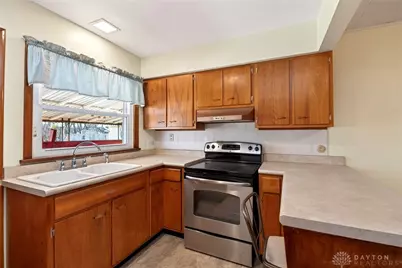 1724 S Belmont Avenue, Springfield, OH 45505 - Photo 24