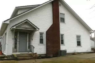 102 E Main St, Anna, OH 45302 - Photo 2