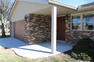 433 Edgebrook Ave, Brookville, OH 45309 - Photo 6