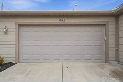 682 Sagamon Drive, Beavercreek, OH 45434 - Photo 32