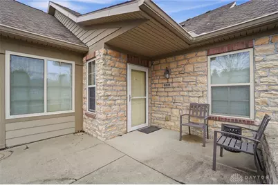 682 Sagamon Drive, Beavercreek, OH 45434 - Photo 2