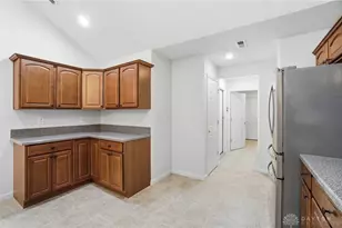 682 Sagamon Dr, Beavercreek, OH 45434 - Photo 16