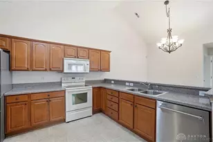 682 Sagamon Dr, Beavercreek, OH 45434 - Photo 14