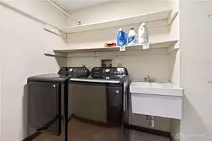 1010 Meadow Lark Dr, Enon Vlg, OH 45323 - Photo 32