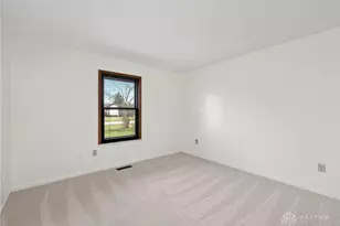 1010 Meadow Lark Dr, Enon Vlg, OH 45323 - Photo 40