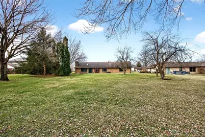 1010 Meadow Lark Drive, Enon Vlg, OH 45323 - Photo 6