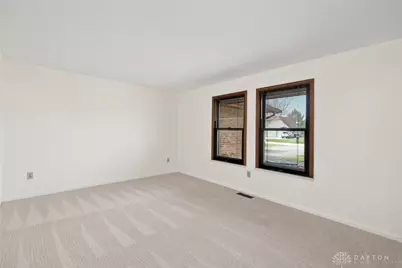 1010 Meadow Lark Drive, Enon, OH 45323 - Photo 8