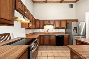 1010 Meadow Lark Dr, Enon Vlg, OH 45323 - Photo 18