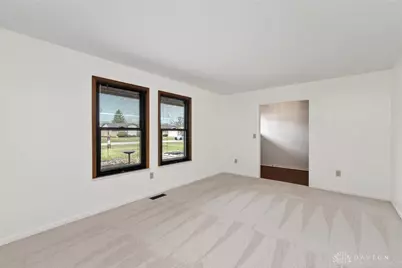 1010 Meadow Lark Drive, Enon, OH 45323 - Photo 10