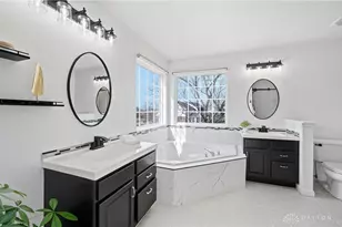 5715 Hawthorne Reserves Dr, Middletown, OH 45044 - Photo 36