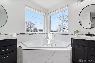 5715 Hawthorne Reserves Drive, Middletown, OH 45044 - Photo 40