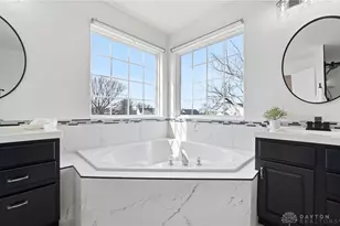 5715 Hawthorne Reserves Dr, Middletown, OH 45044 - Photo 40