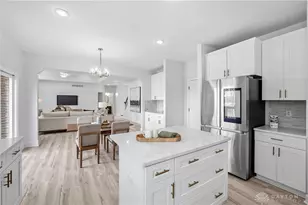 5715 Hawthorne Reserves Dr, Middletown, OH 45044 - Photo 16