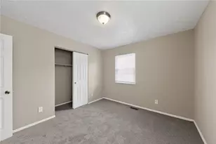 1315 Clement Ave, Dayton, OH 45417 - Photo 12