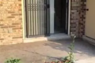 7847 Betsy Ross Cir, Dayton, OH 45459 - Photo 4