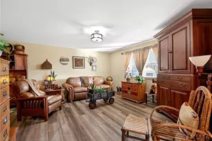 619 Rohrer Dr, Tipp City, OH 45371 - Photo 6