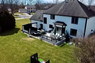 10748 Countrywalk Ct, Centerville, OH 45458 - Photo 2