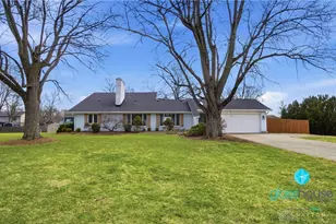 3332 Sea Turtle Dr, Dayton, OH 45414 - Photo 2