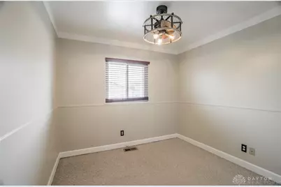 511 Rohr Lane, Englewood, OH 45322 - Photo 14