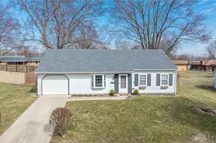 511 Rohr Ln, Englewood, OH 45322 - Photo 4
