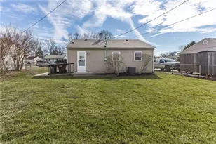 818 Flintridge Dr, Fairborn, OH 45324 - Photo 14