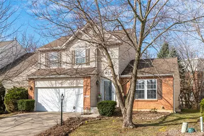 3647 King Edward Way, Beavercreek, OH 45431 - Photo 2