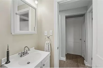 77 S Brown School Road, Vandalia, OH 45377 - Photo 12