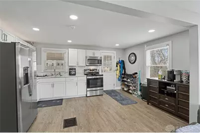 77 S Brown School Road, Vandalia, OH 45377 - Photo 6