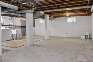 911 Devon Circle, Troy, OH 45373 - Photo 30