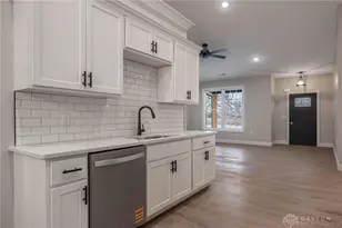 299 Eastline Dr, Middletown, OH 45044 - Photo 10