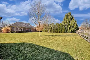 3876 S Ashleaf Ln, Beavercreek, OH 45440 - Photo 52