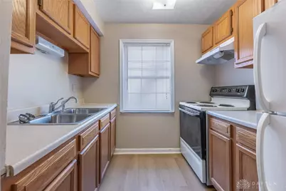 514 Wiltshire Boulevard, Dayton, OH 45419 - Photo 8