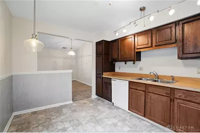 8603 Sea Pines Lane, Dayton, OH 45458 - Photo 12