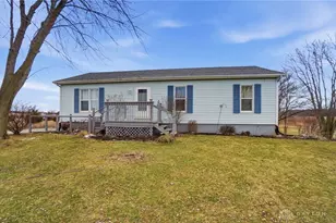 4075 Russia-Versailles Rd, Houston, OH 45333 - Photo 2