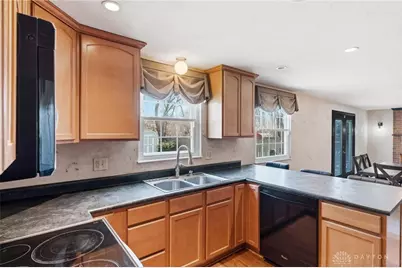 9636 Springwater Lane, Miamisburg, OH 45342 - Photo 18