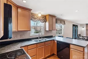 9636 Springwater Ln, Miamisburg, OH 45342 - Photo 18