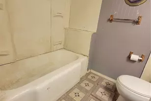 1837 Burrows Blvd, Fairborn, OH 45324 - Photo 6