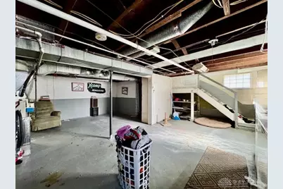 2824 S Smithville Road, Dayton, OH 45420 - Photo 36