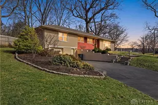 648 N Tanglewood Dr, Springfield, OH 45504 - Photo 2