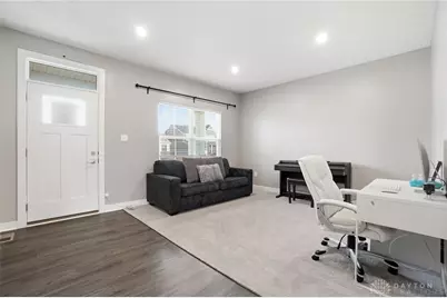 9187 Lakeside Street, Tipp City, OH 45371 - Photo 8