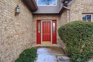 889 Timberlake Ct, Kettering, OH 45429 - Photo 4