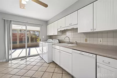 645 Skyles Road, Englewood, OH 45322 - Photo 12