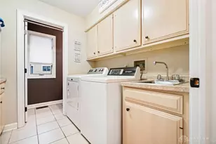 449 Ridge Line Ct, Dayton, OH 45458 - Photo 38