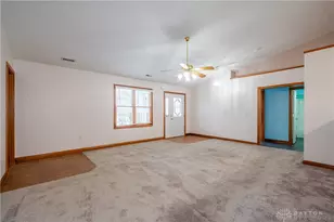 6350 Charlotte Ct, Huber Heights, OH 45424 - Photo 8