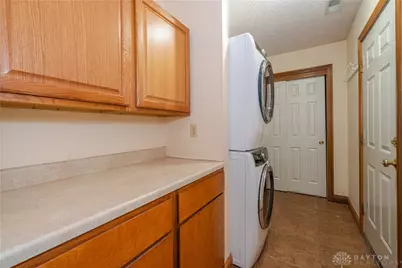 6350 Charlotte Court, Huber Heights, OH 45424 - Photo 6