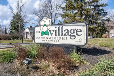 7633 Montgomery Road #3, Sycamore Township, OH 45236 - Photo 6