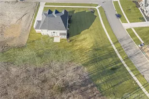 2425 Bent Grass Dr, Beavercreek, OH 45431 - Photo 54