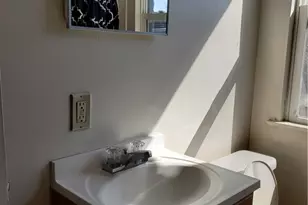 2312 Davue Cir, Dayton, OH 45406 - Photo 6