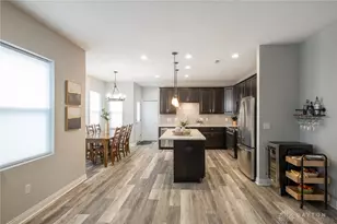 1608 Windham Ln, Beavercreek Twp, OH 45385 - Photo 10